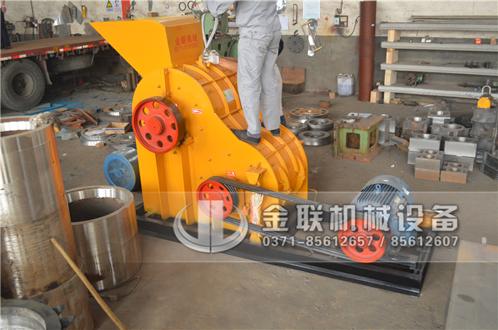 河南原煤破碎機(jī)哪個(gè)廠家價(jià)格低，可以選擇的型號(hào)多嗎？
