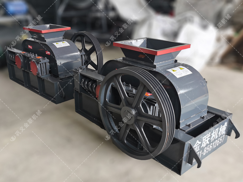 2pg400X250小型對輥破碎機發(fā)貨圖片_發(fā)往湖南長沙_破碎石英沙 2pg400X250小型對輥破碎機發(fā)貨圖片_發(fā)往湖南長沙_破碎石英沙